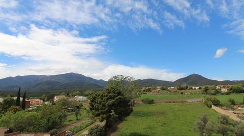 GRAN CASA EN VENTA EN EL CENTRO DE BREDA CON JARDÍN.SE ESCUCHAN OFERTAS!!!