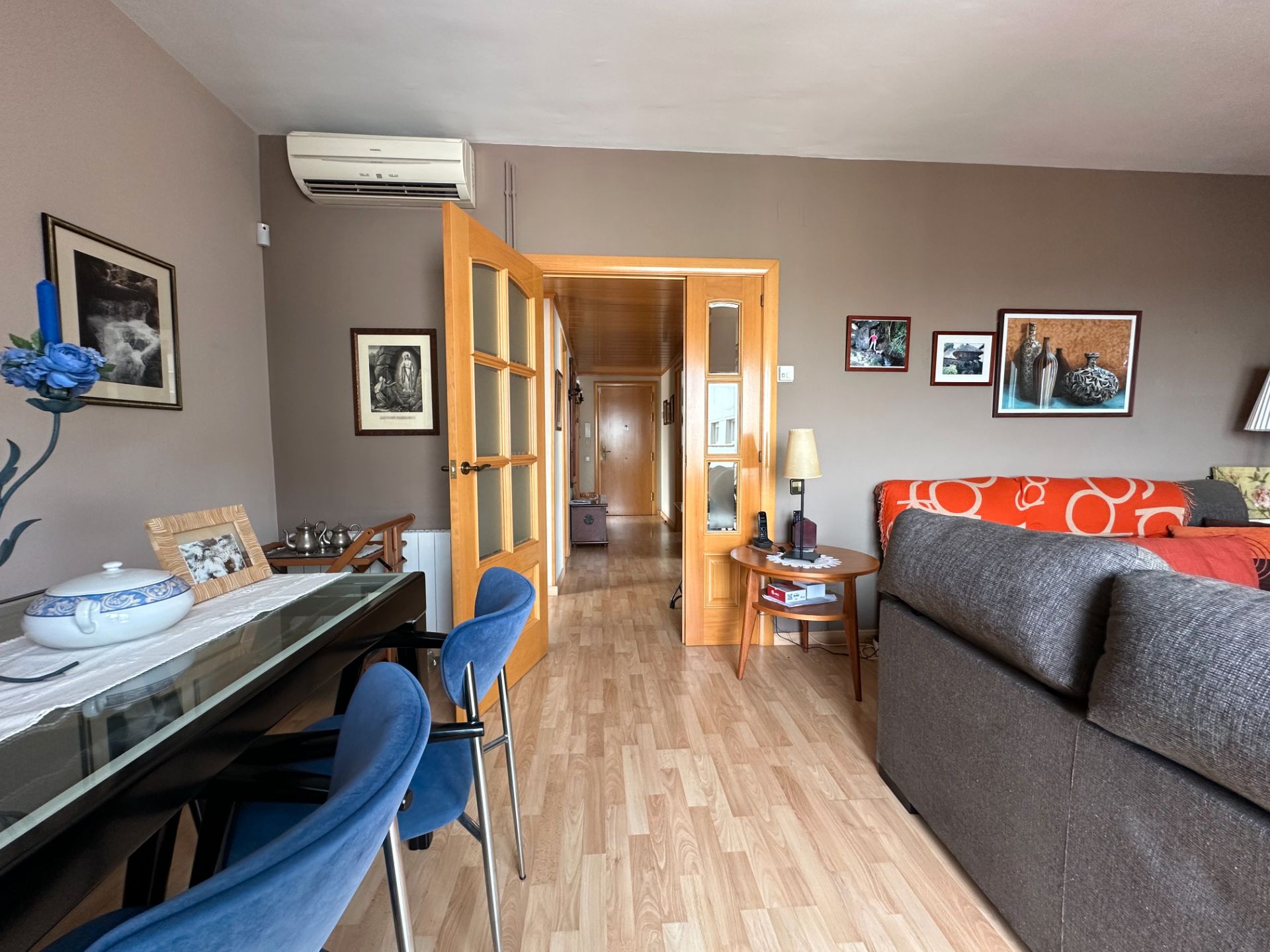 Sala de estar de Piso en venta en  Barcelona Capital con Aire acondicionado, Calefacción y Parquet