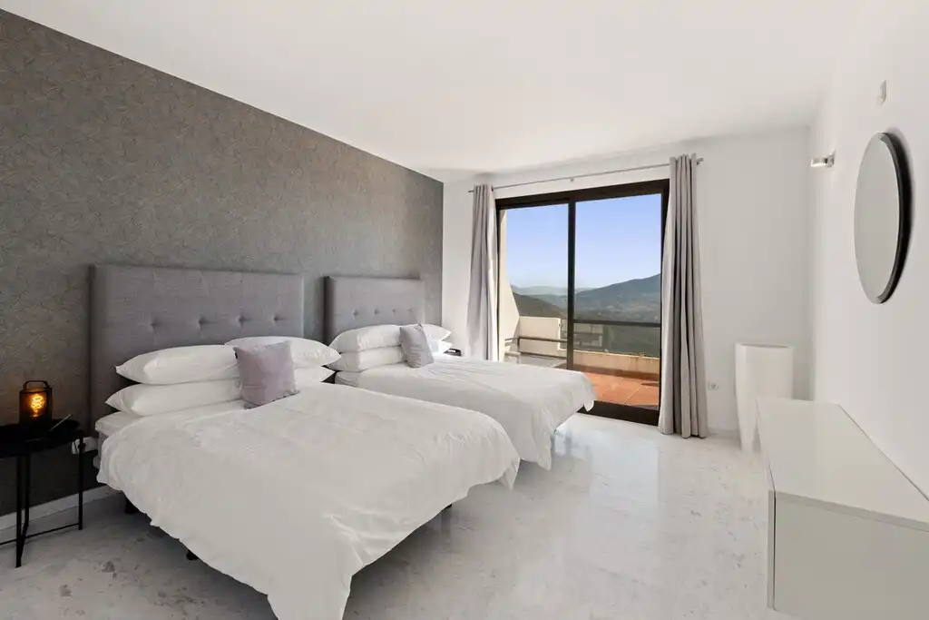 Ático con piscina en venta en La Mairena, imagen 26