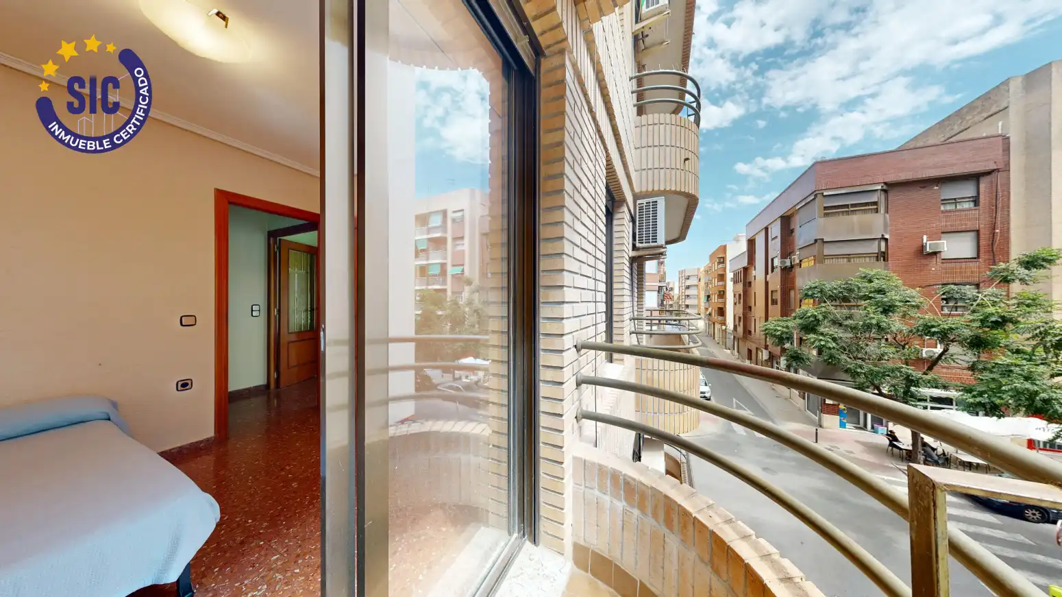Exterior view of Flat for sale in Torrent  with Balcony
