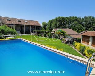Piscina de Casa o xalet en venda en Mondariz amb Calefacció, Jardí privat i Terrassa
