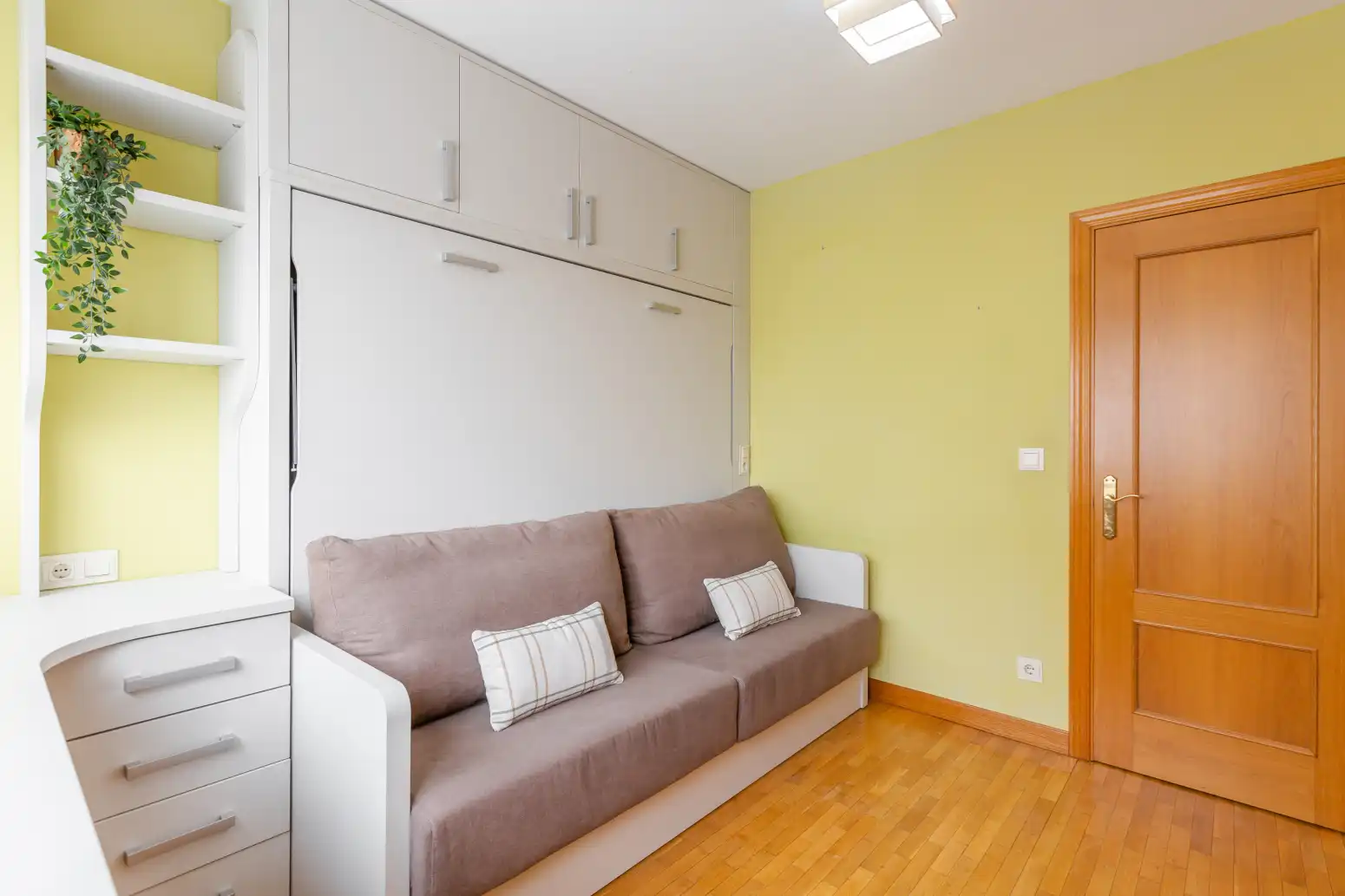 Schlafzimmer von Wohnung zur Miete in  Pamplona / Iruña mit Heizung und Abstellraum