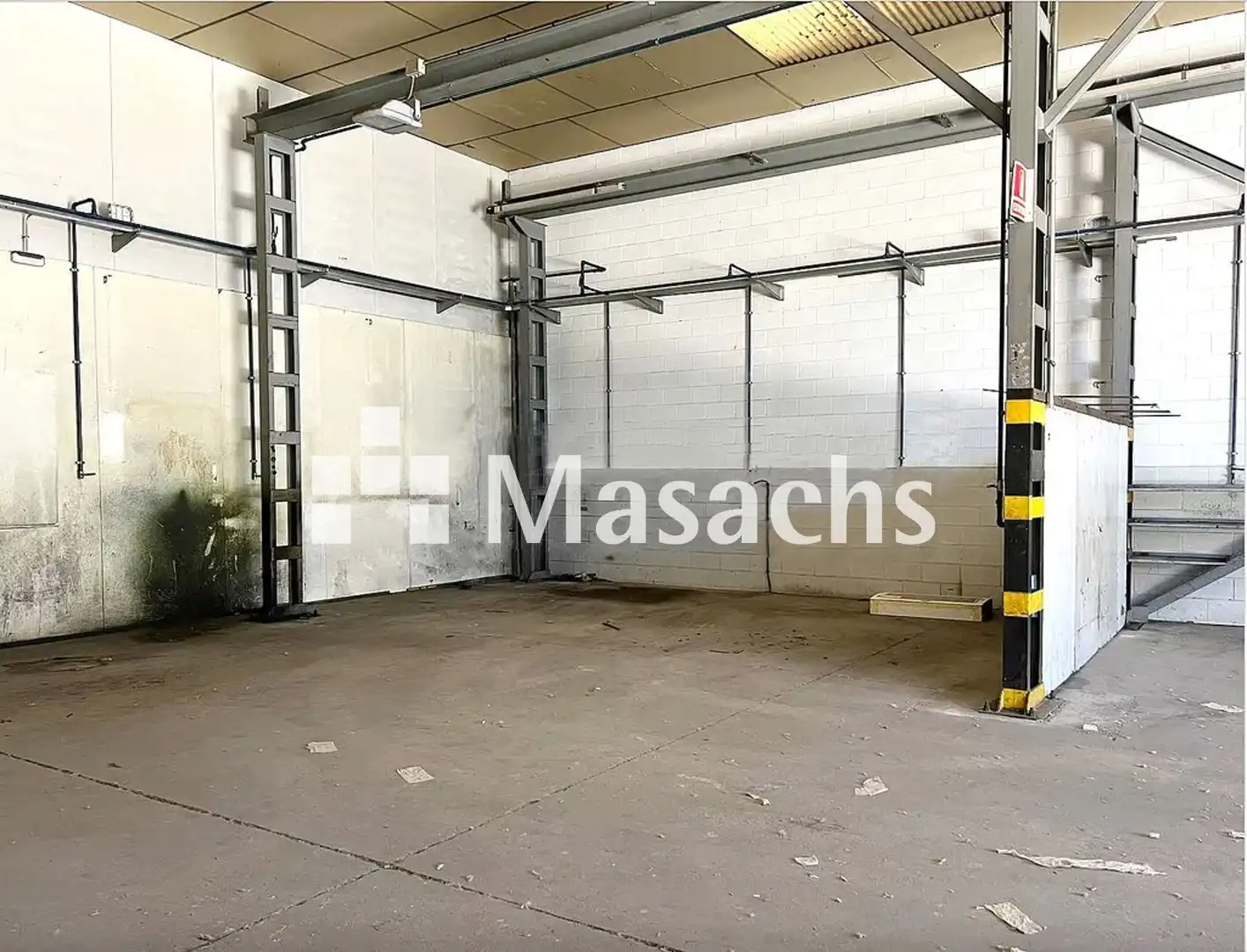 Nau industrial en venda en Sant Cugat del Vallès