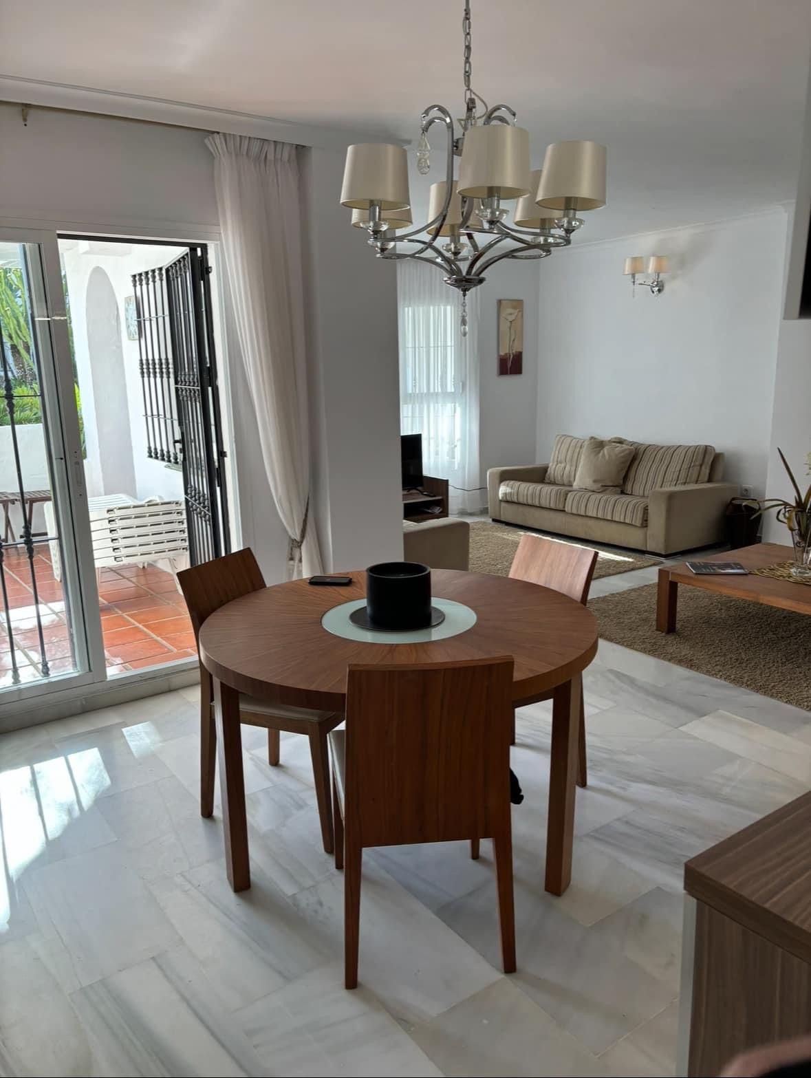 Dining room of Apartment to rent in Marbella  with Air Conditioner, Heating and Terrace