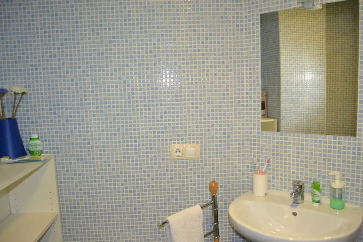 Bathroom of Flat for sale in Béjar  with Heating, Parquet flooring and Furnished