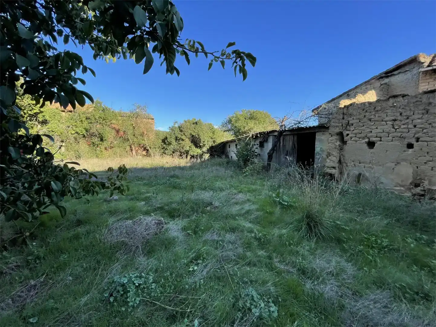 Finca rústica en venda en Vegas del Condado amb Jardí privat