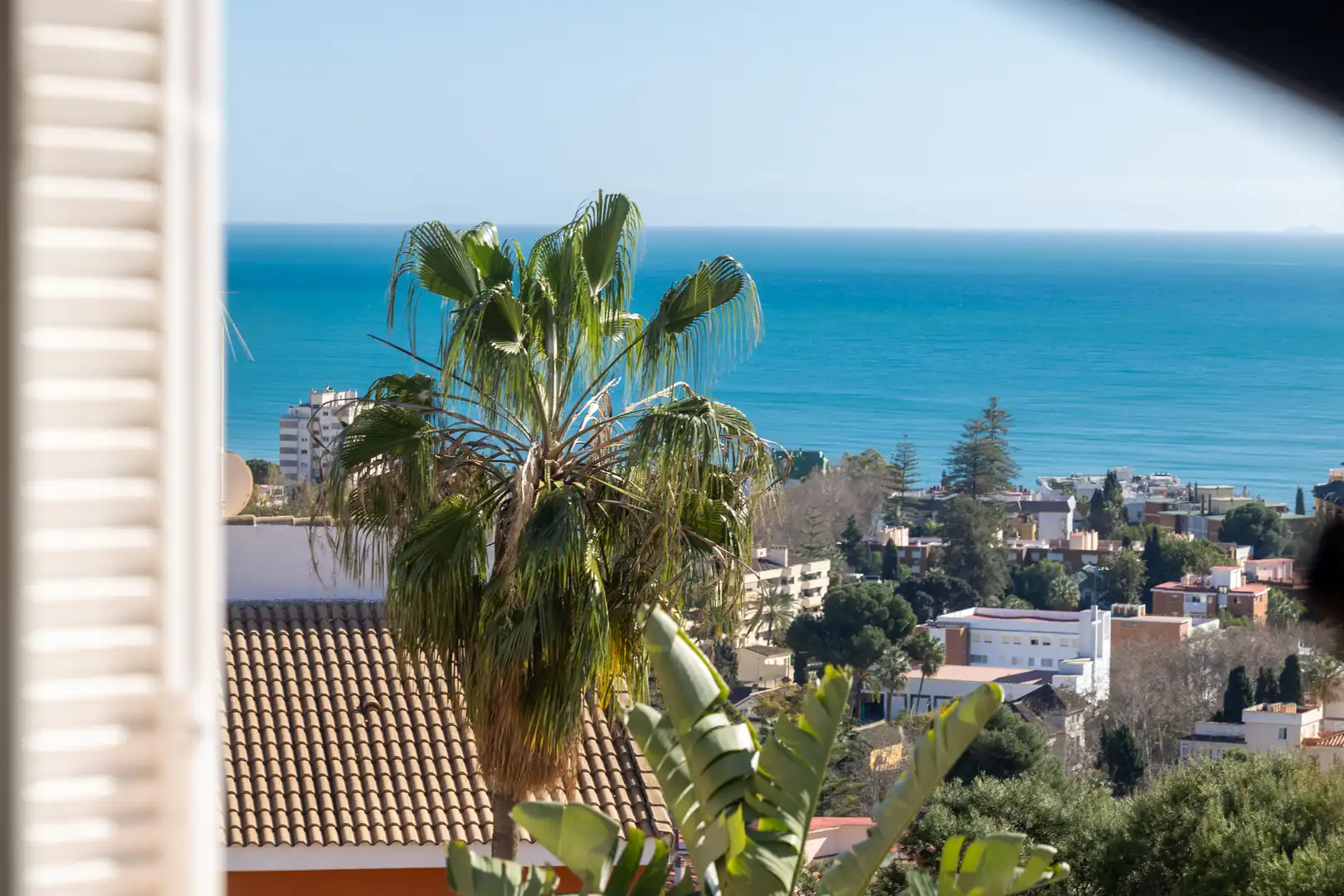Vista exterior de Casa adosada en venda en Málaga amb Aire condicionat, Calefacció i Jardí privat