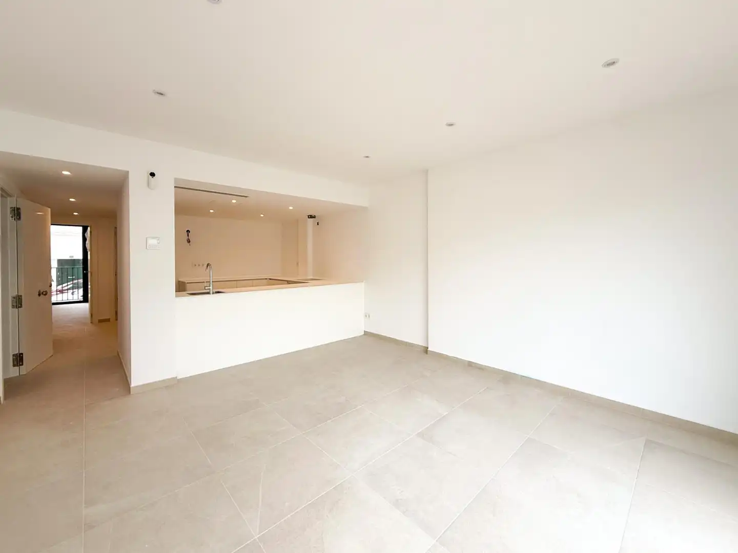 Ground floor for sale in  Palma de Mallorca  with Air Conditioner, Terrace and Storage room