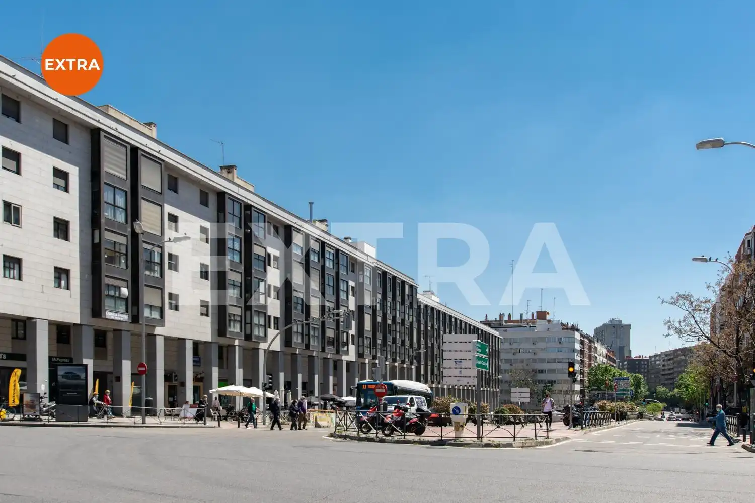 Außenansicht von Wohnung zur Miete in Madrid mit Klimaanlage, Heizung und Gemeinschaftspool