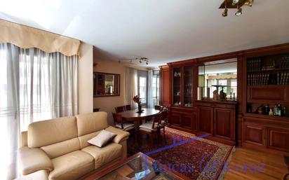 Living room of Flat for sale in  Huesca Capital  with Heating, Terrace and Storage room