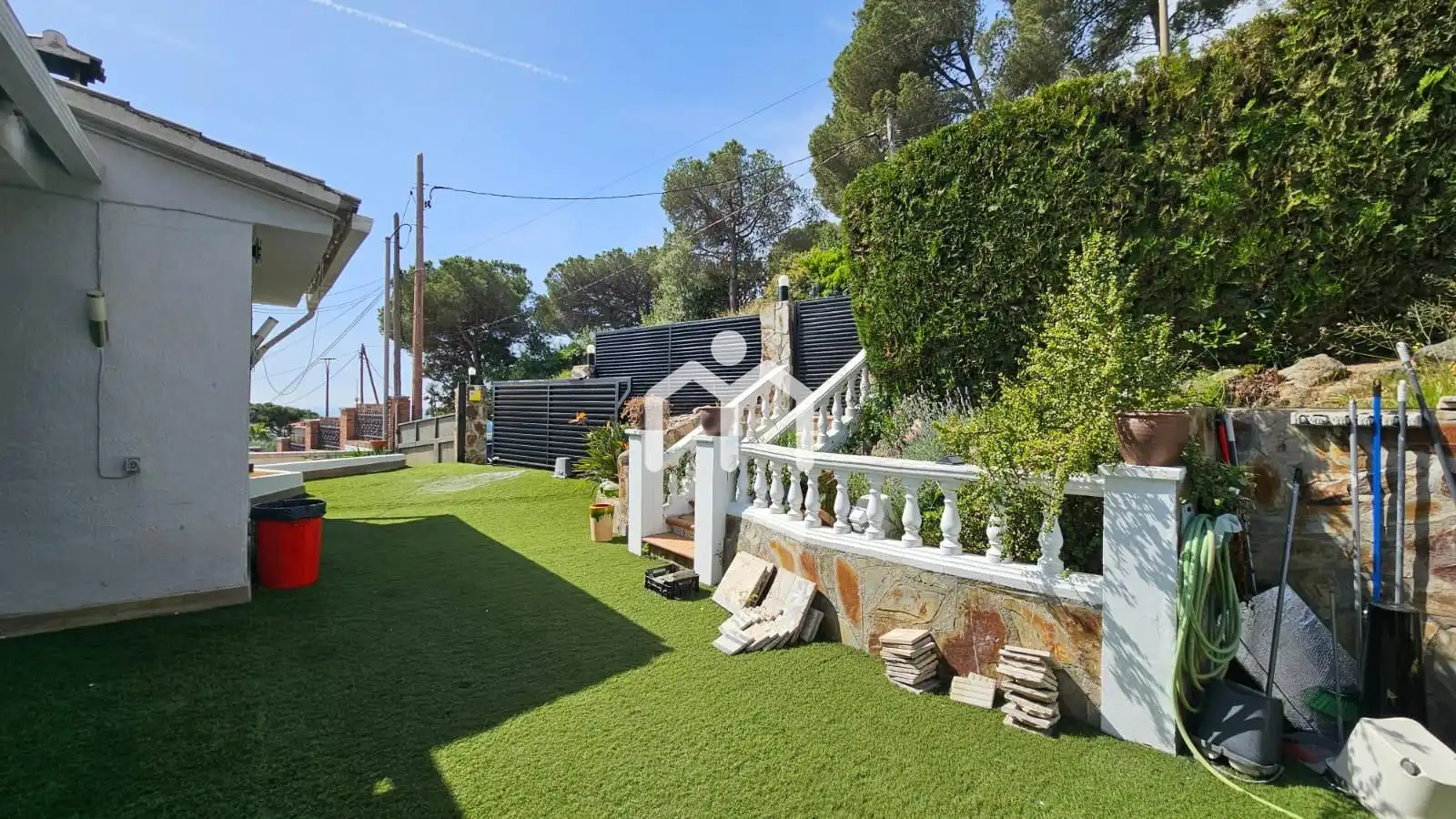 Vista exterior de Casa o chalet en venta en Cabrils con Calefacción, Parquet y Terraza