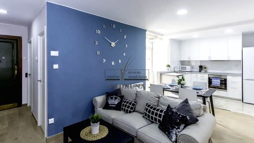 Wohnzimmer von Wohnung zur Miete in Zaragoza mit Heizung