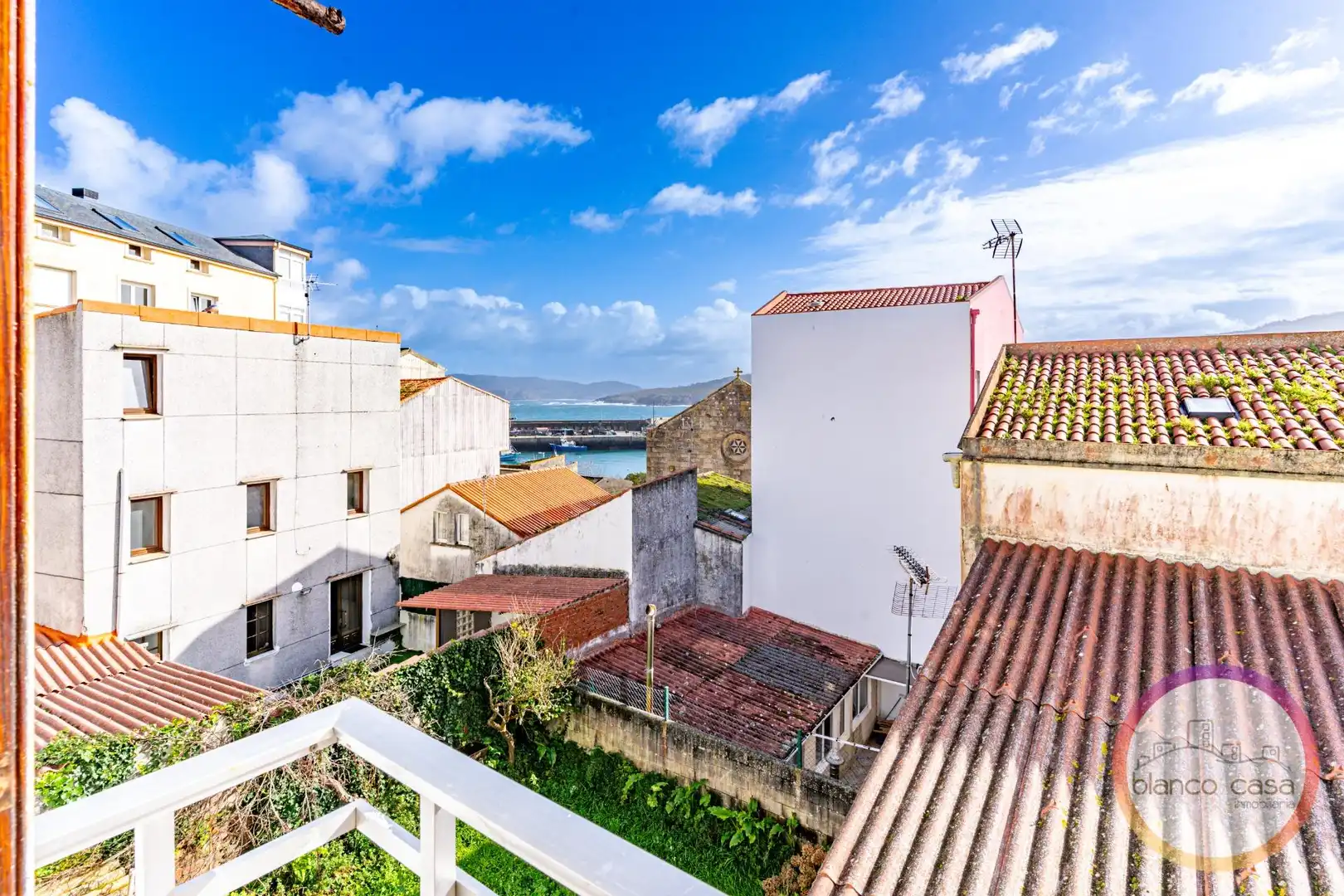 Exterior view of Houses for sale in Laxe  with Heating and Terrace