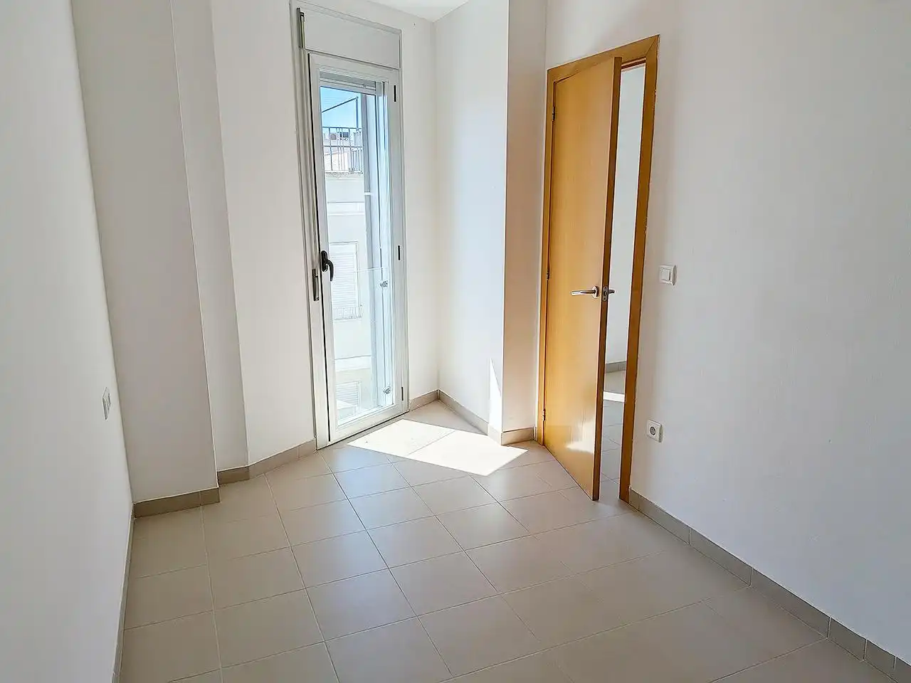 Maisonette zum Verkauf in Ulldecona mit Klimaanlage, Terrasse und Alarm