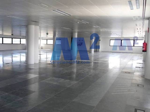 Oficina en Alquiler en Virgen del Cortijo - Manoteras