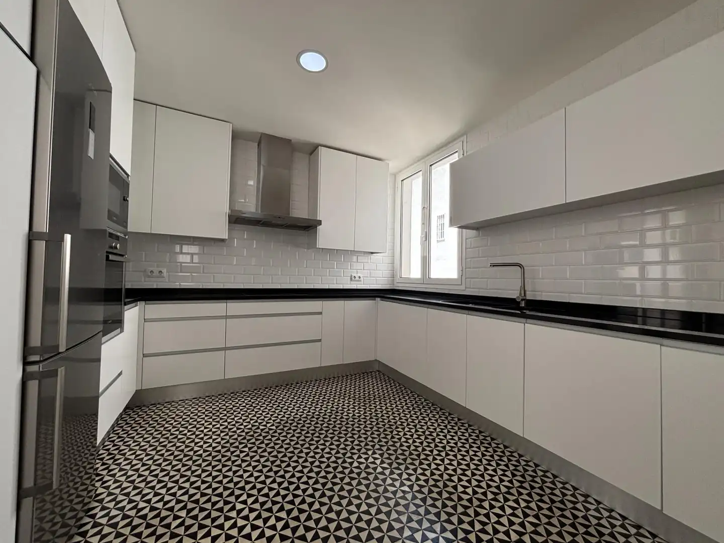 Flat with terrace to rent in Paseo del Prado, imagen 6