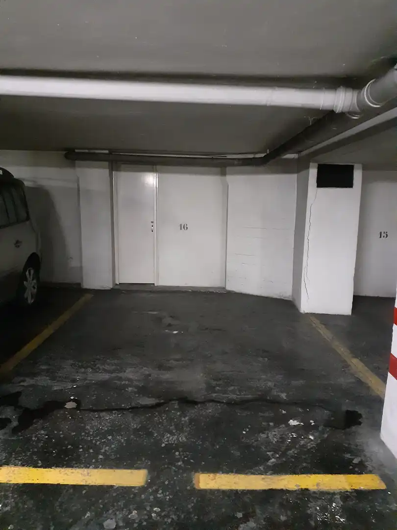 Parking de Piso en venta en Donostia - San Sebastián  con Calefacción y Terraza