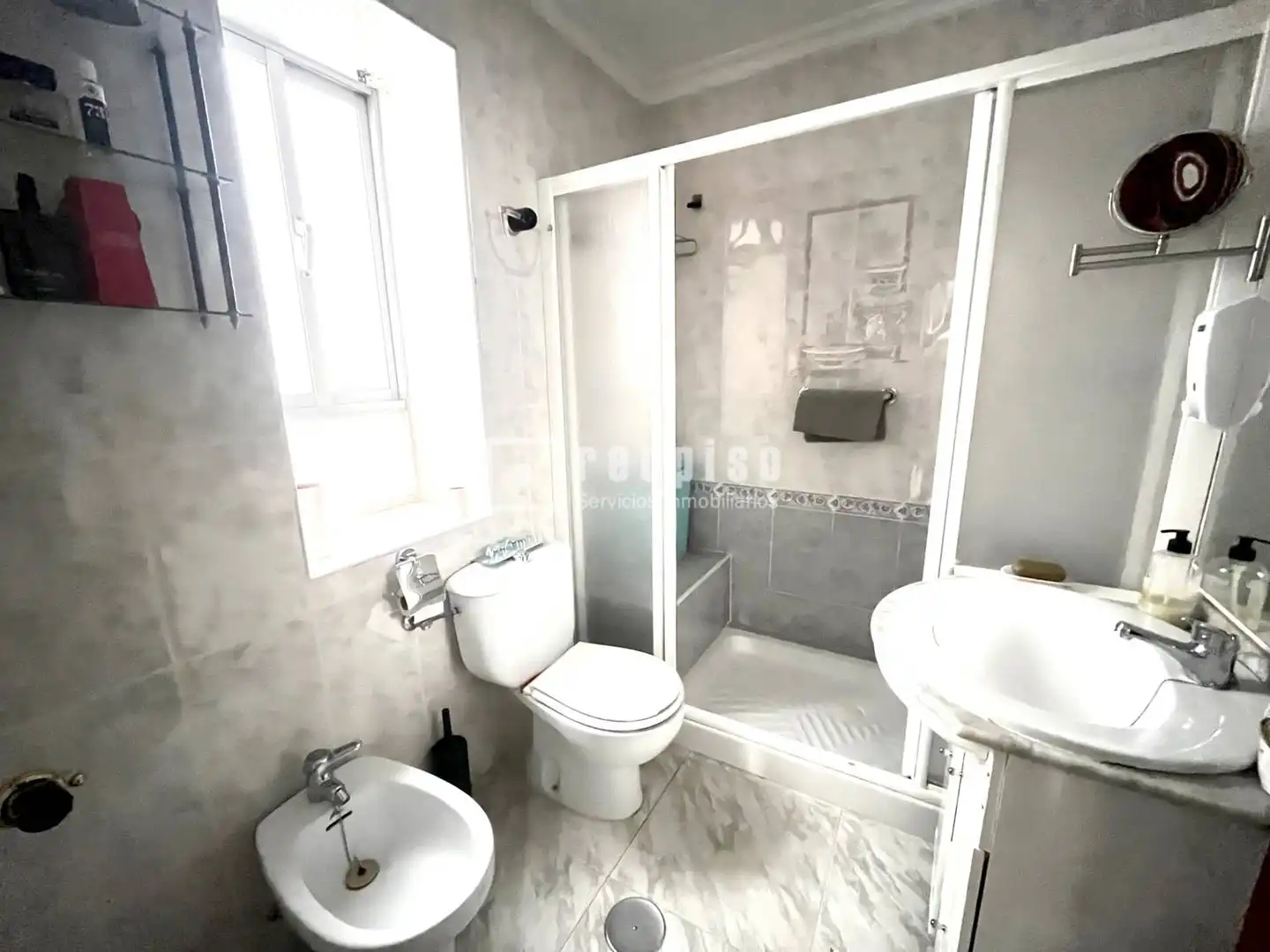 Badezimmer von Wohnung zum Verkauf in Sevilla