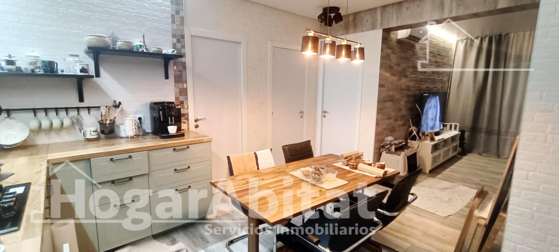 Kitchen of Flat for sale in Sueca  with Air Conditioner, Heating and Balcony