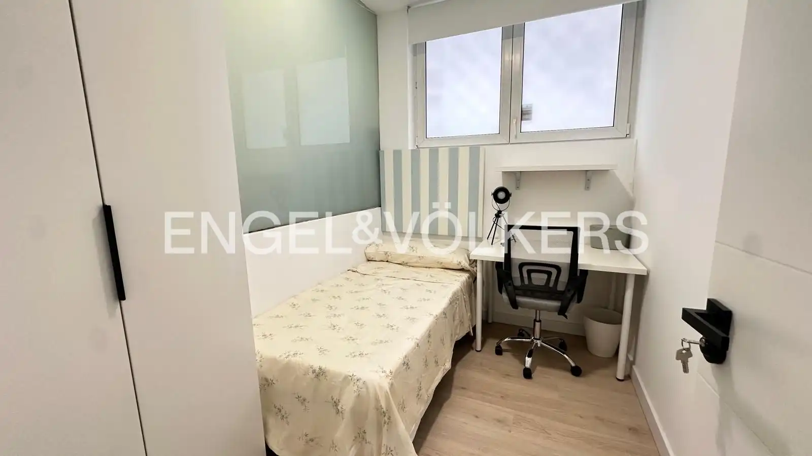 Bedroom of Apartments for rent in Madrid  with Heating and Pets allowed