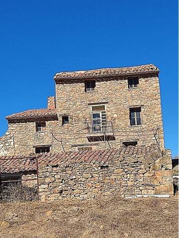 Finca rústica en Venta en Zucaina