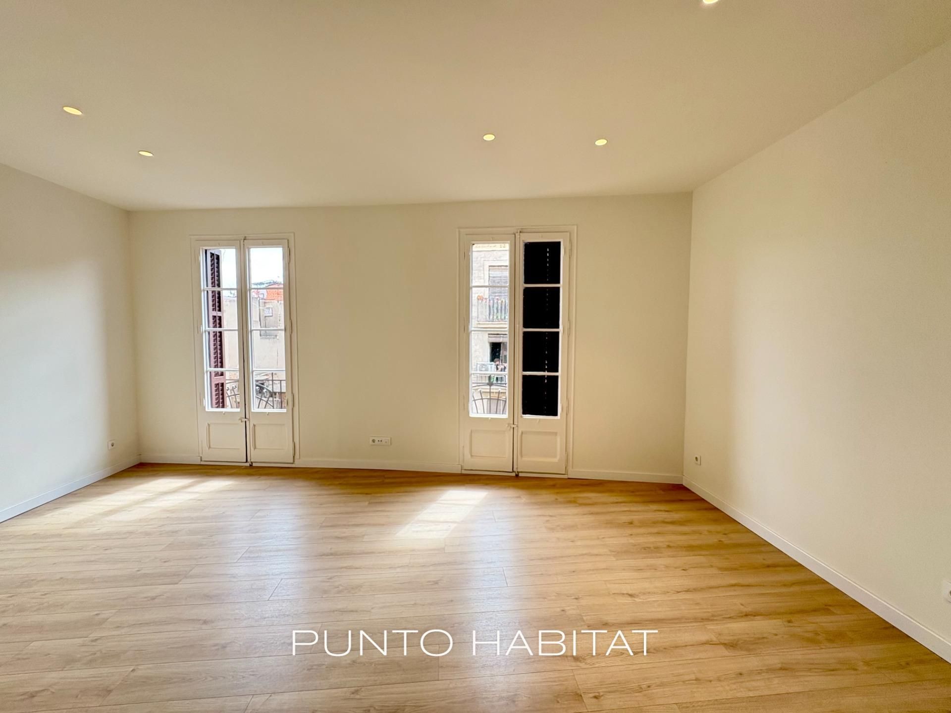 Sala d'estar de Pis en venda en  Barcelona Capital amb Aire condicionat, Calefacció i Parquet