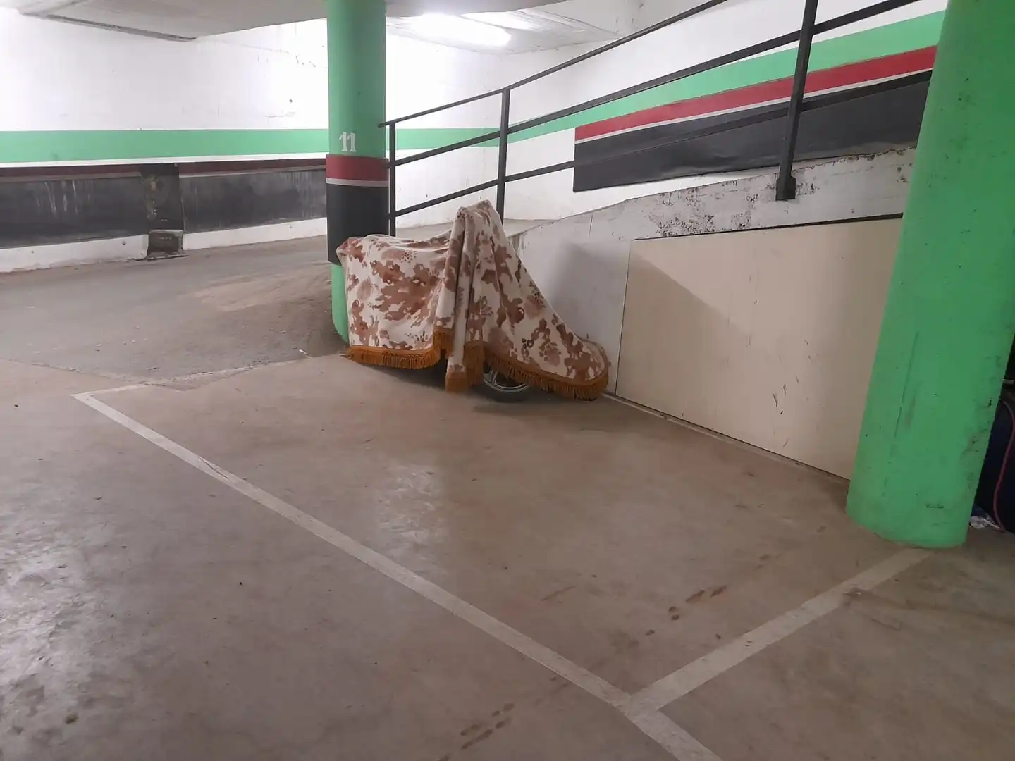 Parkplatz von Garage zum Verkauf in Celrà