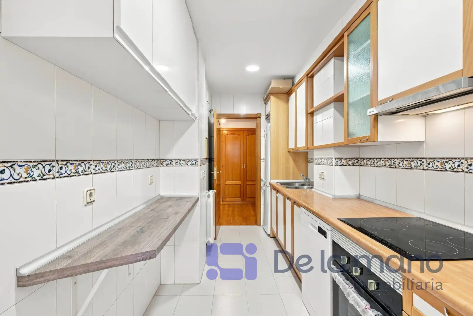 Flat for rent in Avenida TALGO, 89, Aravaca