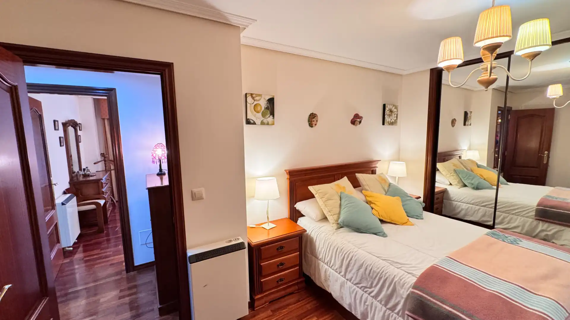 Schlafzimmer von Wohnung zum Verkauf in Arteixo mit Heizung, Parkett und Terrasse