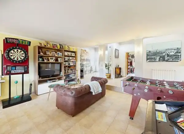 Sala d'estar de Casa o xalet en venda en A Cañiza   amb Calefacció, Jardí privat i Parquet