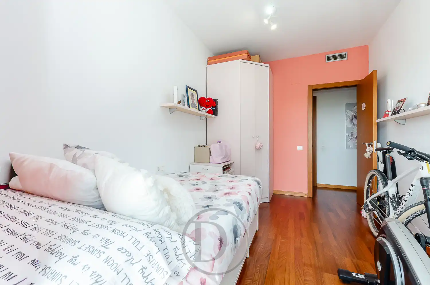 Schlafzimmer von Wohnung zum Verkauf in Esplugues de Llobregat mit Klimaanlage, Terrasse und Balkon