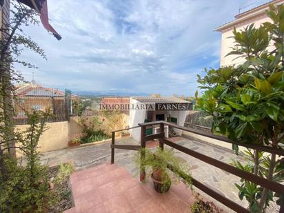 Vista exterior de Casa o xalet en venda en Palau-solità i Plegamans amb Calefacció, Jardí privat i Moblat