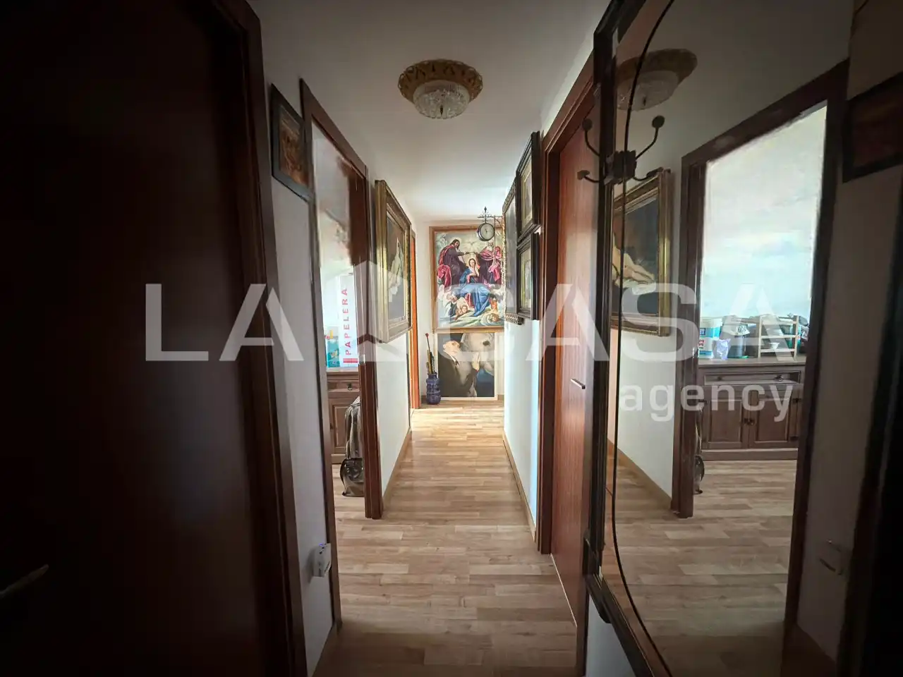 Wohnung zum Verkauf in Dos Hermanas mit Klimaanlage, Heizung und Terrasse