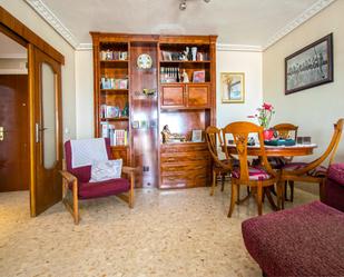 Living room of Flat for sale in  Sevilla Capital  with Air Conditioner and Terrace