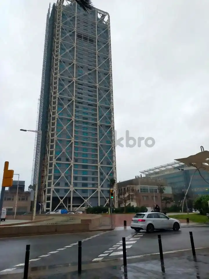 Exterior view of Commercial properties for sale in Barcelona  with Air Conditioner