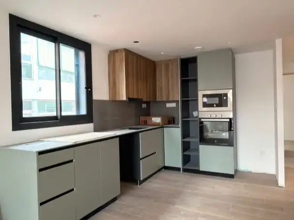 Piso con ascensor en venta en Av Mas Sellares 5
