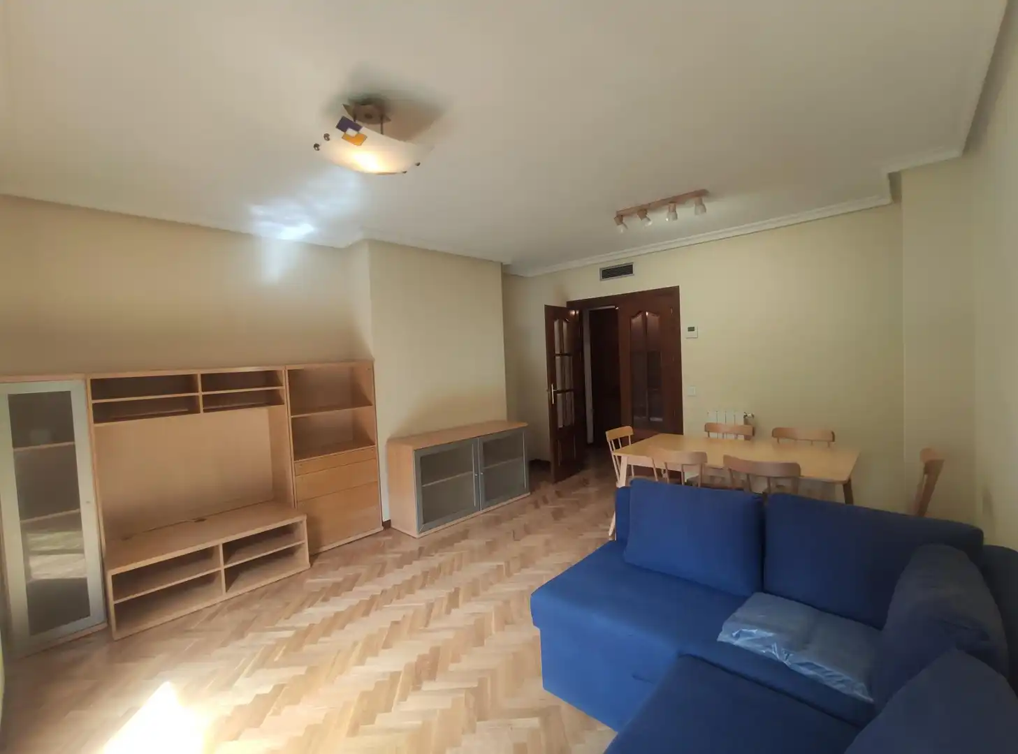 Wohnzimmer von Wohnung zur Miete in Madrid mit Klimaanlage, Heizung und Parkett