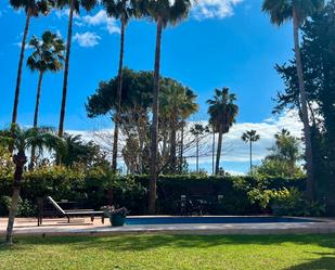 Vista exterior de Casa o xalet en venda en Málaga Capital amb Aire condicionat, Jardí privat i Parquet