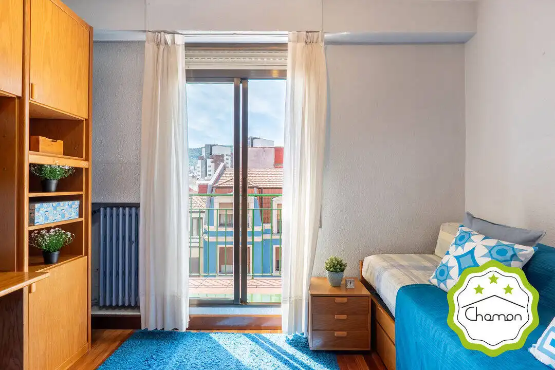 Bedroom of Flat for sale in Bilbao   with Heating and Balcony