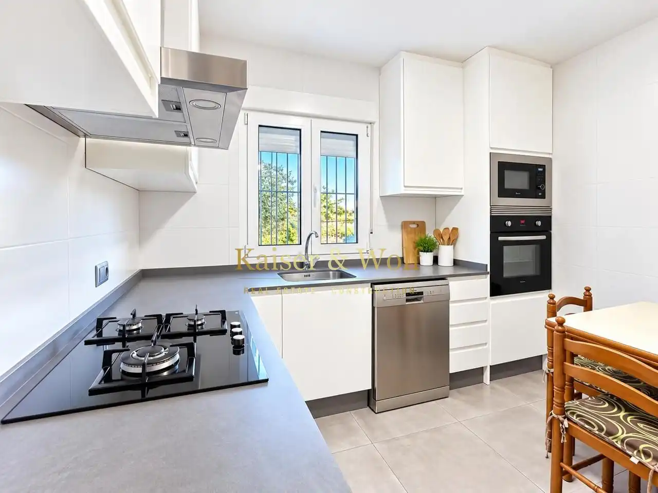Cocina de Casa o chalet en venta en Elche / Elx con Aire acondicionado, Jardín privado y Piscina
