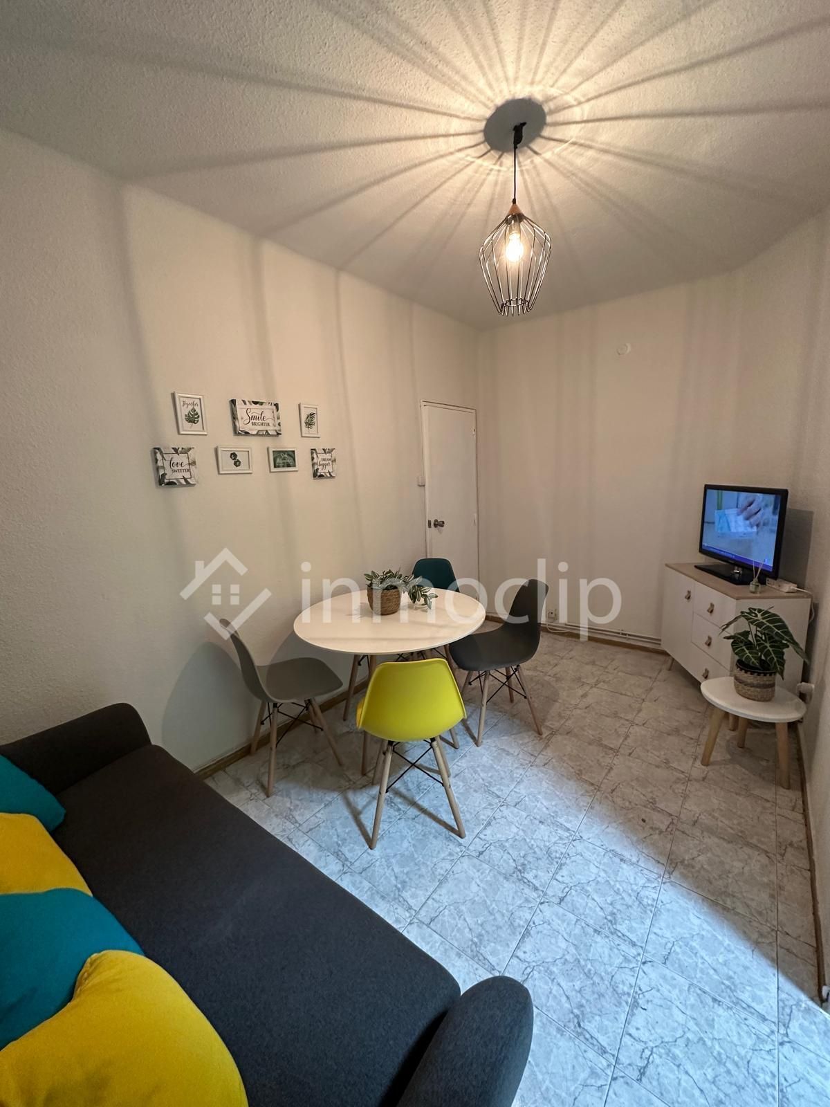 Menjador de Pis de lloguer en Salamanca Capital amb Calefacció i Moblat