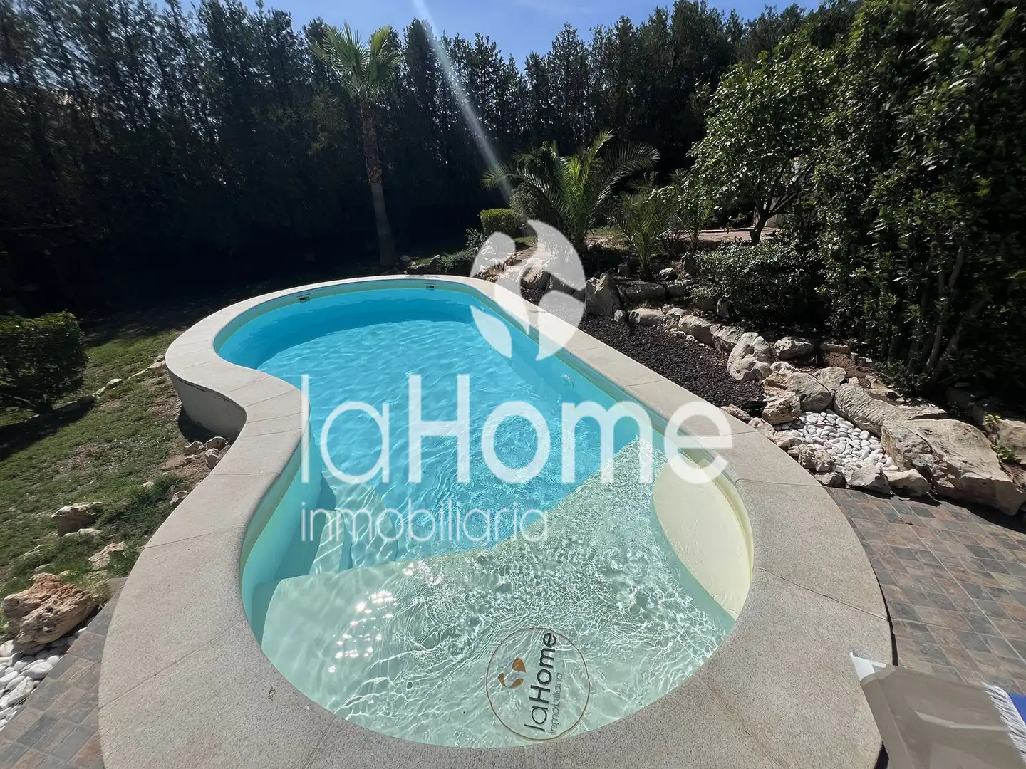 Piscina de Casa o xalet en venda en Chiva amb Aire condicionat, Calefacció i Jardí privat