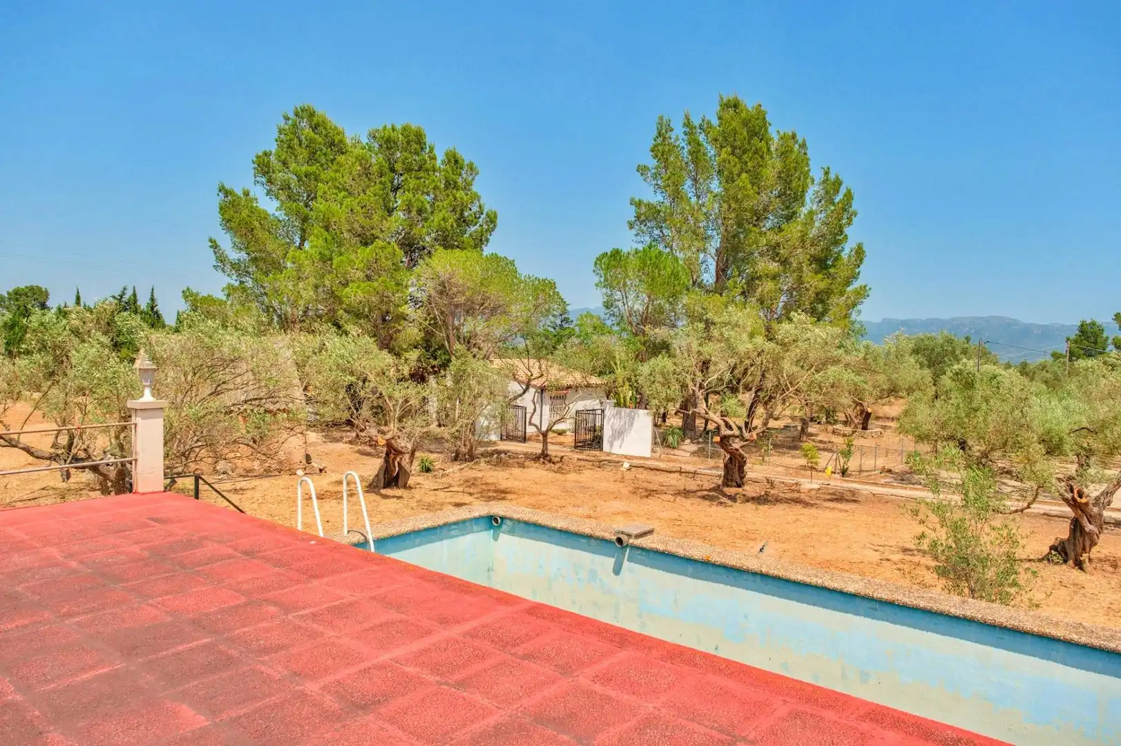 Piscina de Casa o xalet en venda en Tortosa amb Jardí privat