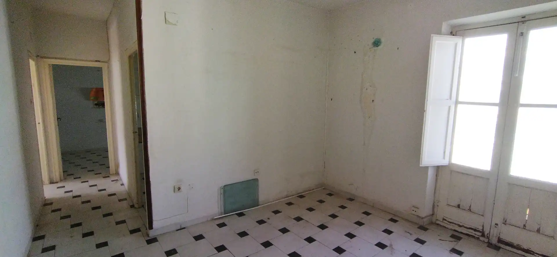 Flat for sale in Jaén  with Balcony
