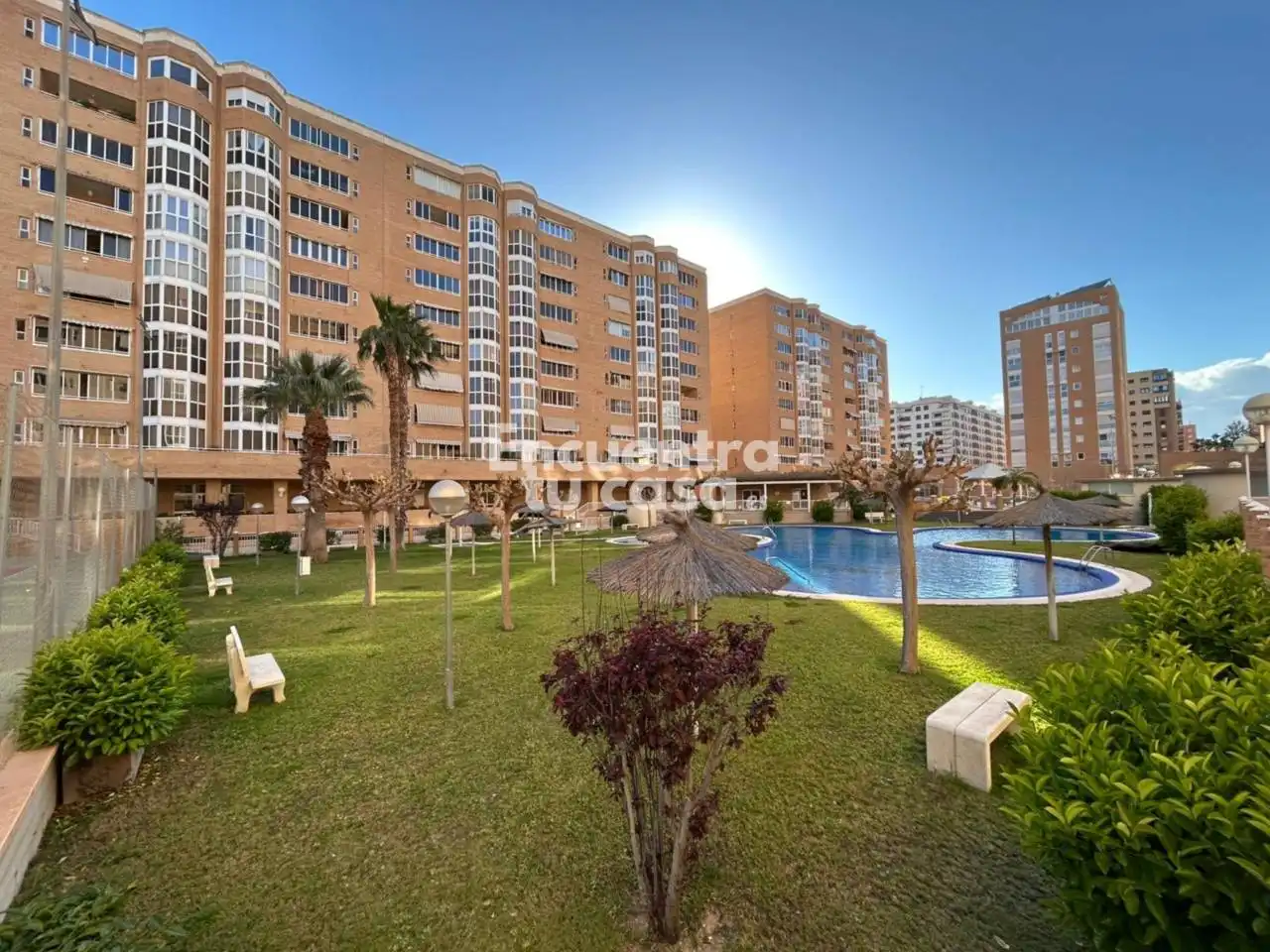 Vista exterior de Piso en venta en Alicante / Alacant con Terraza, Trastero y Piscina comunitaria
