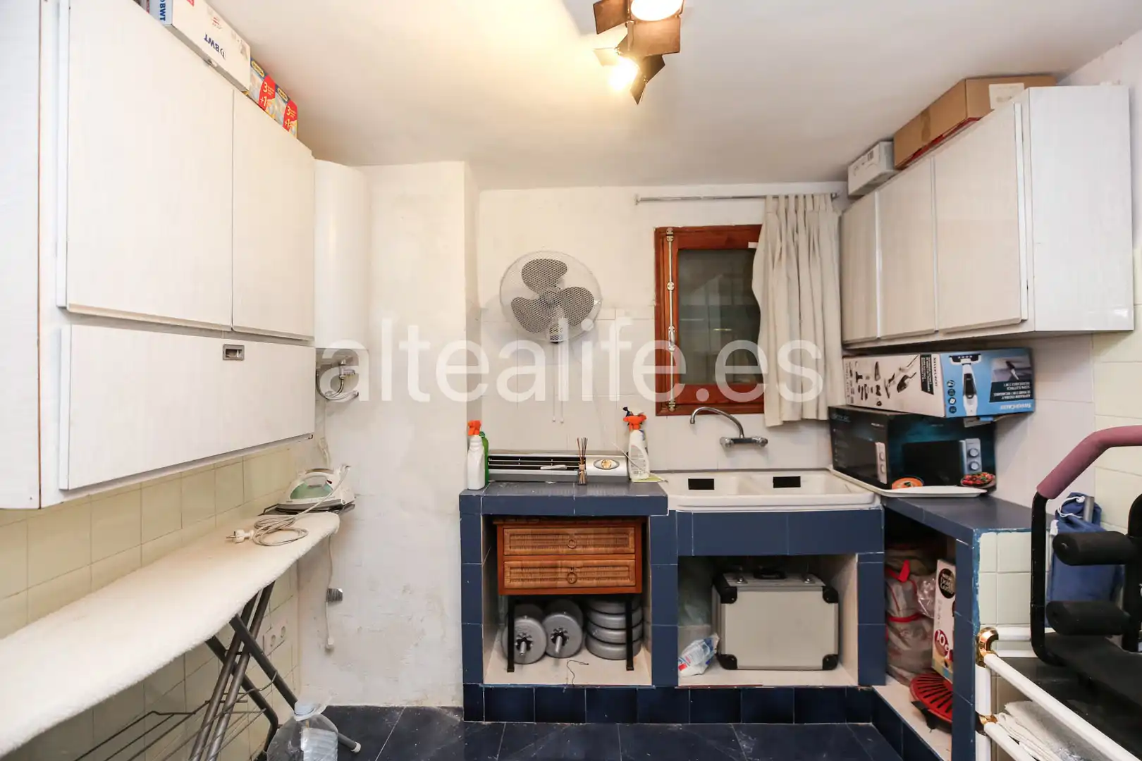 Cuina de Casa o xalet en venda en La Nucia amb Aire condicionat, Jardí privat i Terrassa