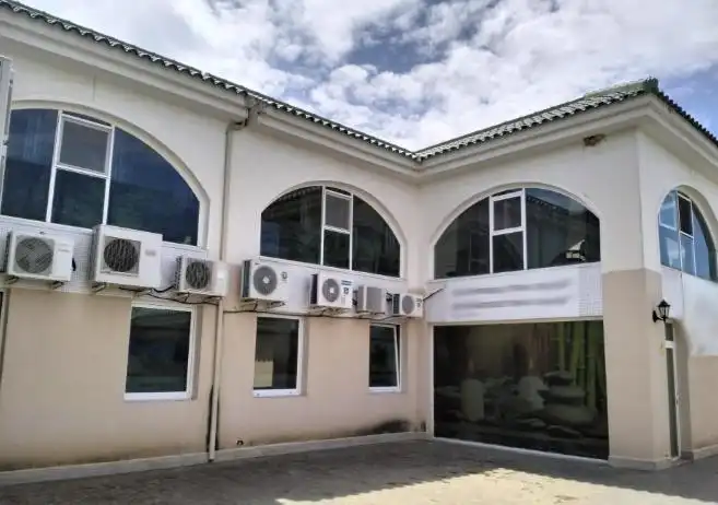 Vista exterior de Local en venta en Rojales