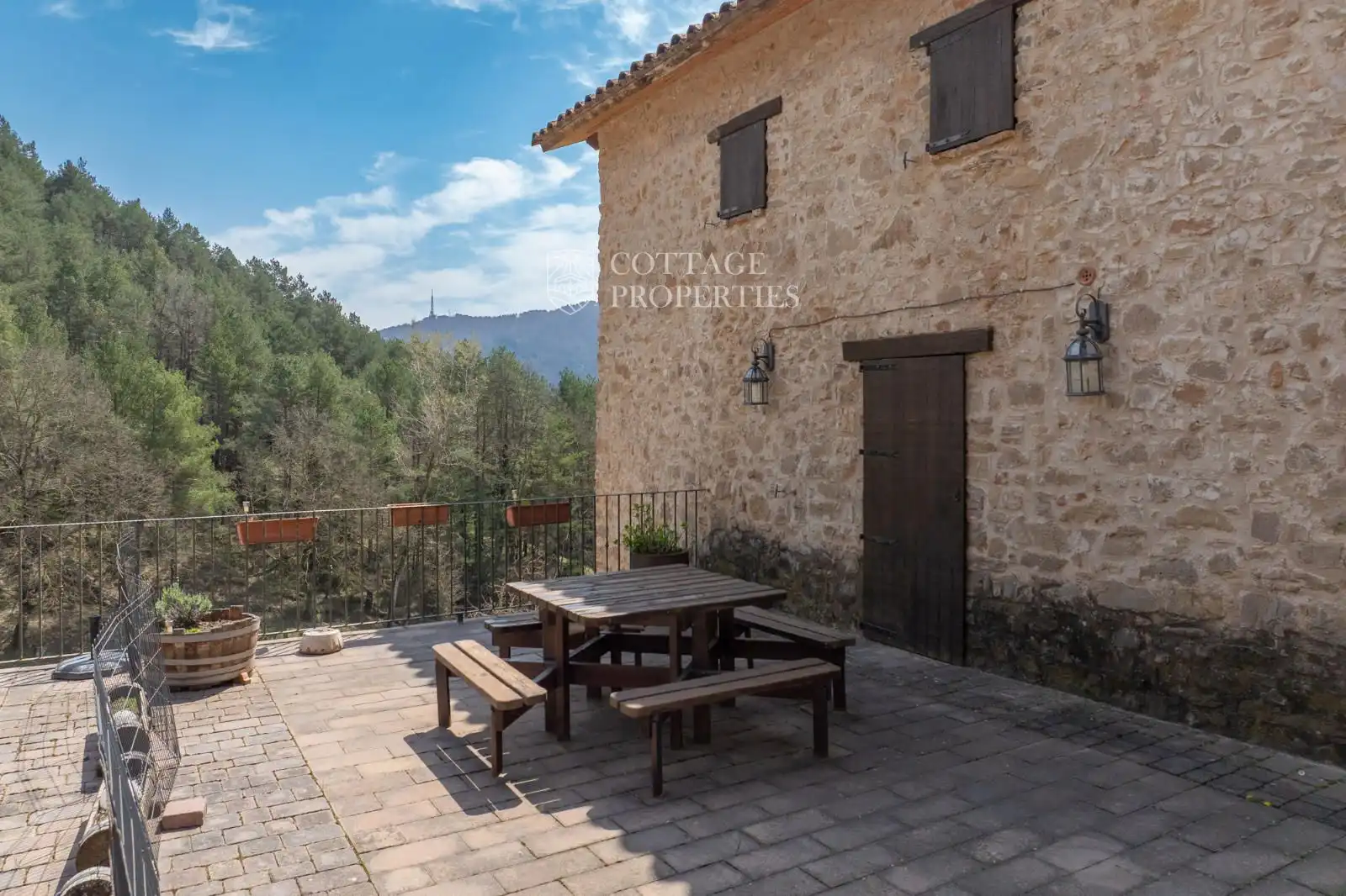 Terrasse von Country house zum Verkauf in Ripoll