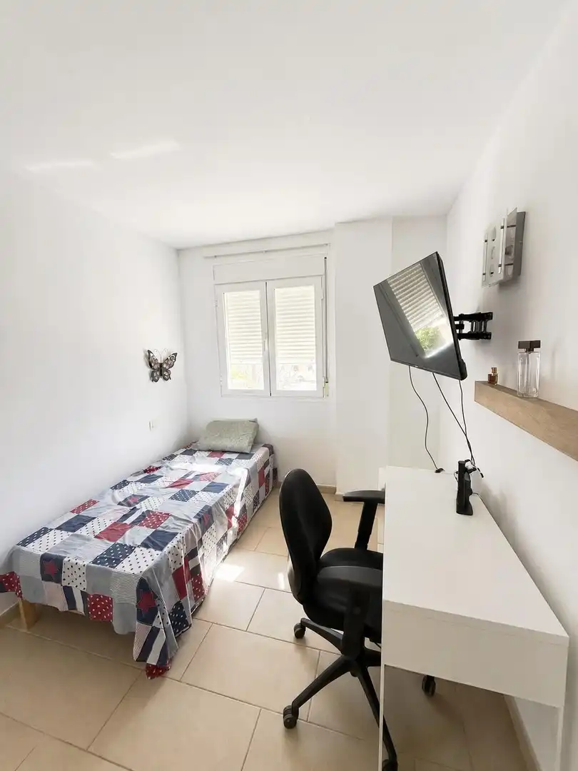 Bedroom of Flat for sale in Ses Salines