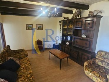 Casa con jardín en venta en Pajares de los Oteros